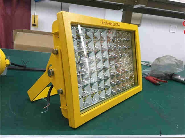 中石油100wled防爆灯 方形投光灯