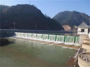 黄冈水利自动翻板闸门/水利自控翻板闸门铸造价格